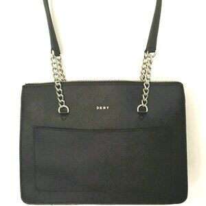 DKNY BLACK SHOULDER BAG WITH SILVER CHAIN STRAP
